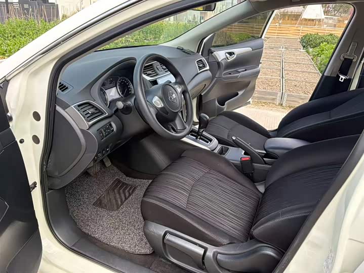 Фото 8 - Nissan Sylphy