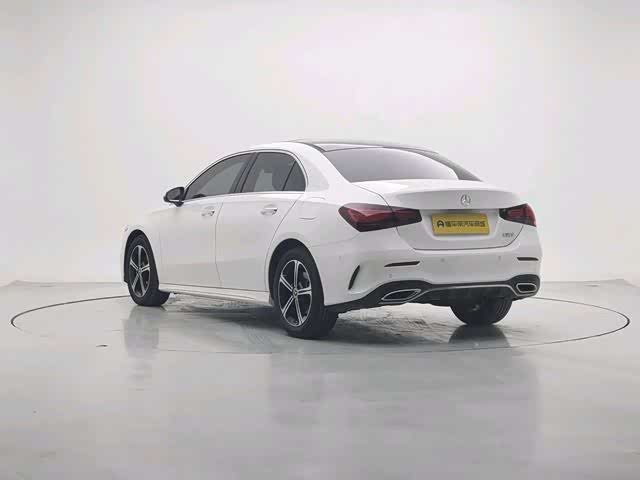 Фото 3 - Mercedes-Benz A-Class