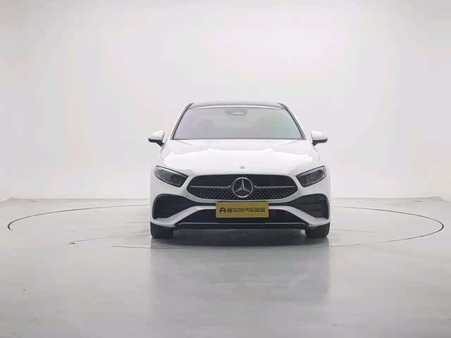 Фото 6 - Mercedes-Benz A-Class