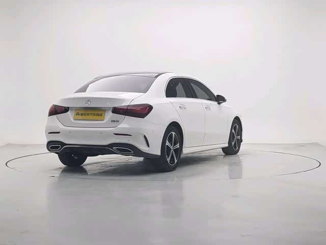 Фото 7 - Mercedes-Benz A-Class