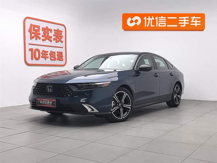 Фото 1 - Honda Accord Hybrid