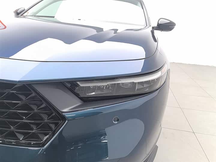 Фото 7 - Honda Accord Hybrid