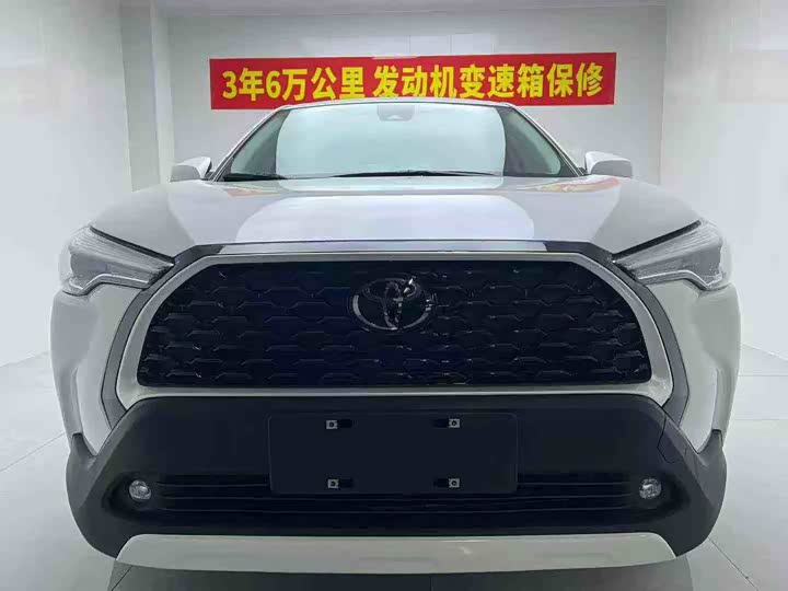 Фото 2 - Toyota Corolla Cross