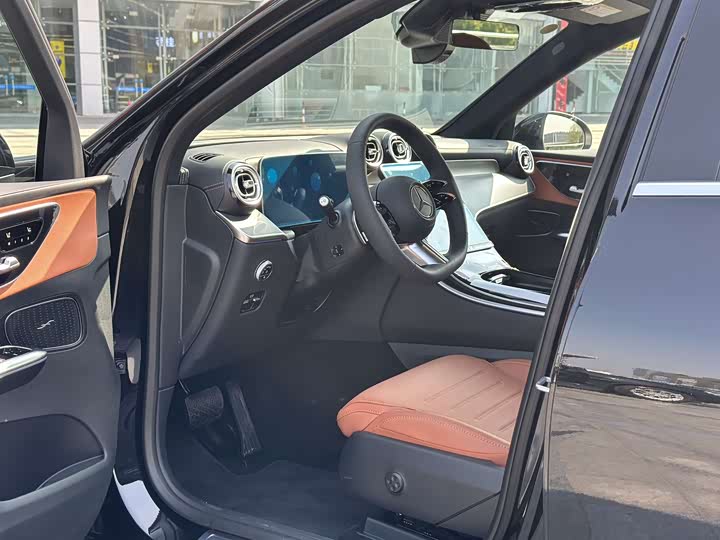 Фото 9 - Mercedes-Benz GLC-Class