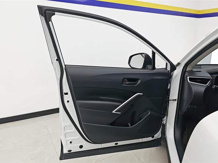 Фото 7 - Toyota Corolla Cross