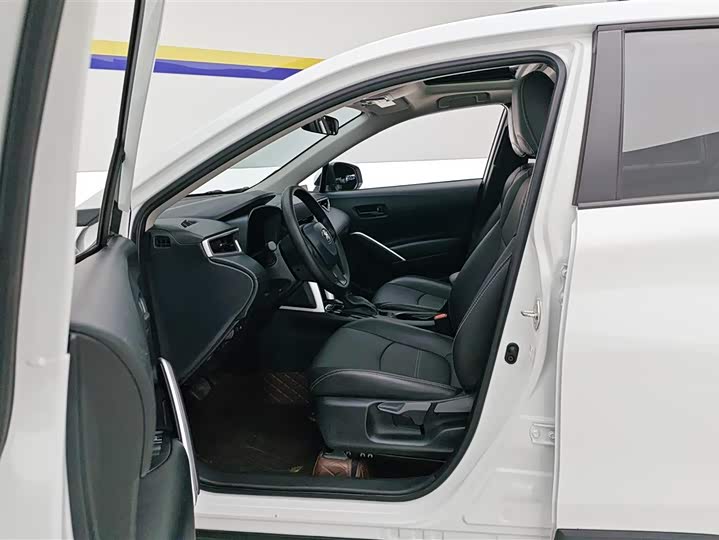 Фото 9 - Toyota Corolla Cross