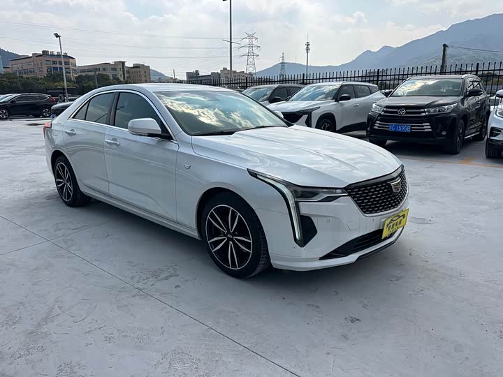 Фото 3 - Cadillac CT4