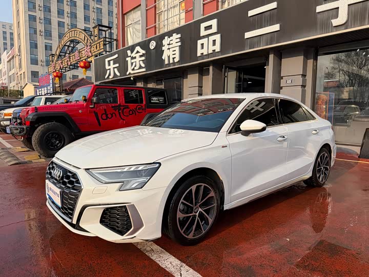 Фото 2 - Audi A3