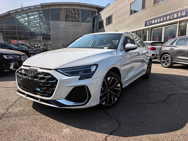 Фото 1 - Audi A3