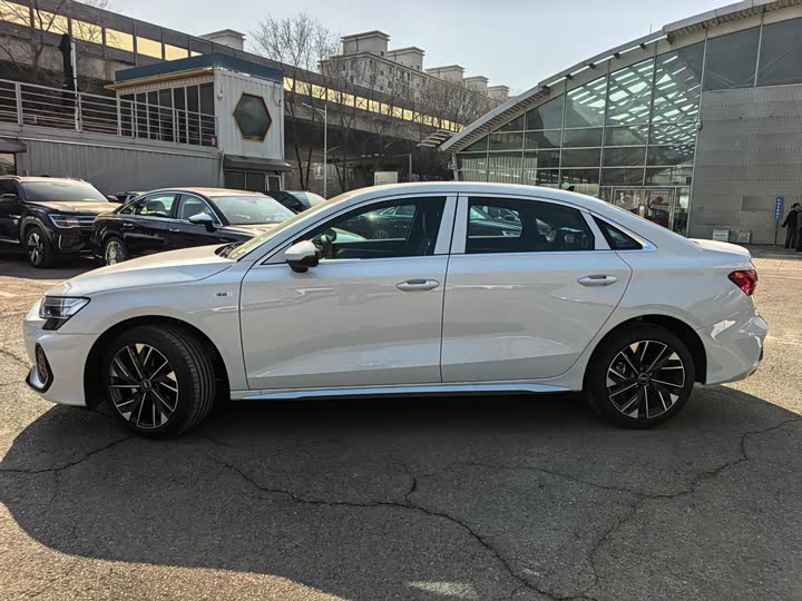 Фото 3 - Audi A3