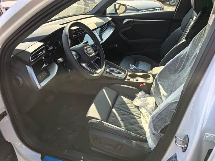 Фото 9 - Audi A3