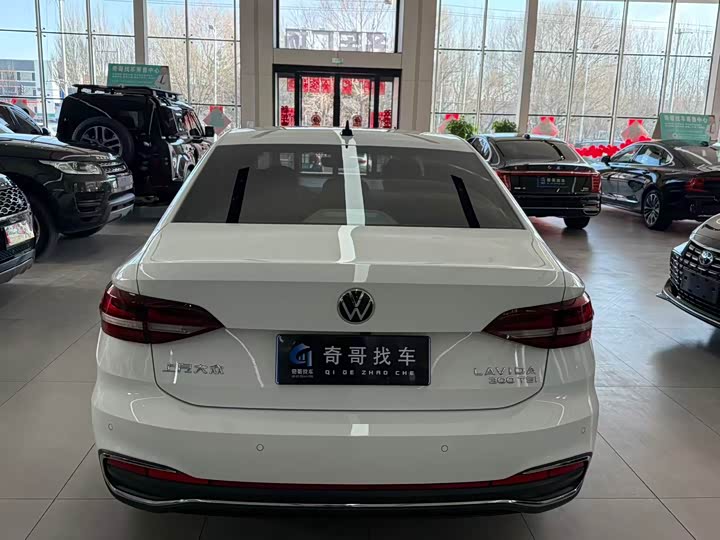 Фото 4 - Volkswagen Lavida