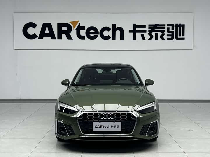 Фото 2 - Audi A5