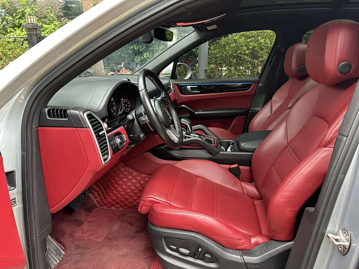 Фото 4 - Porsche Cayenne Hybrid