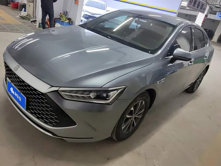 Фото 1 - BYD Qin Plus