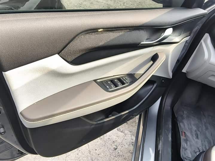 Фото 7 - BYD Qin Plus