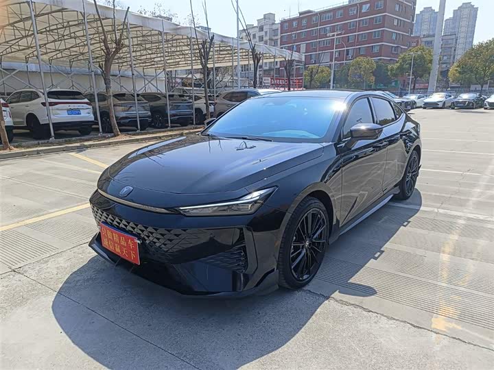 Фото 1 - Changan UNI-V