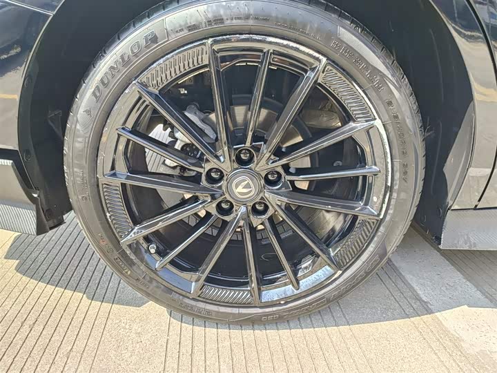 Фото 8 - Changan UNI-V