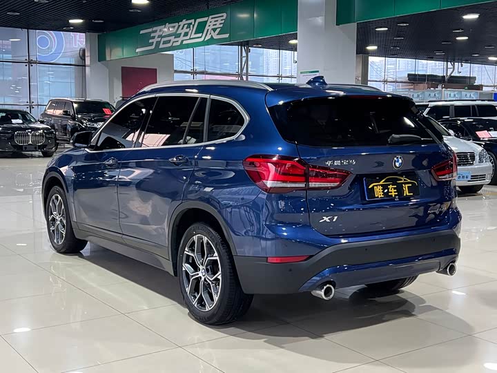 Фото 6 - BMW X1