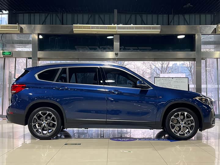 Фото 7 - BMW X1