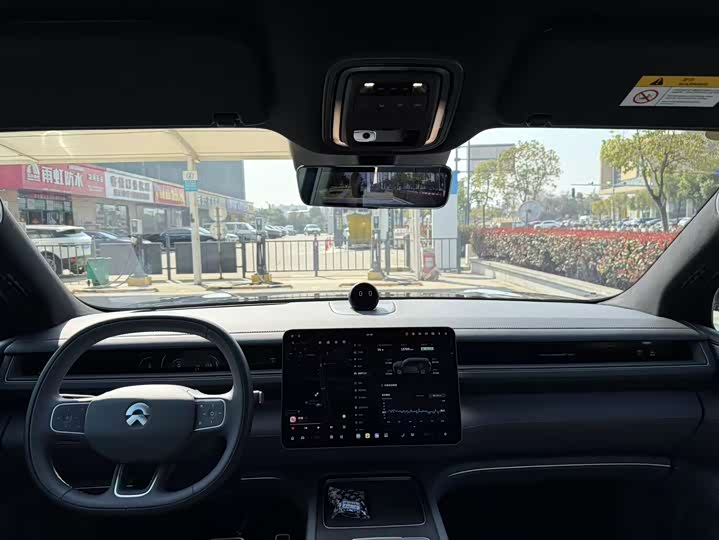 Фото 9 - Nio ES8