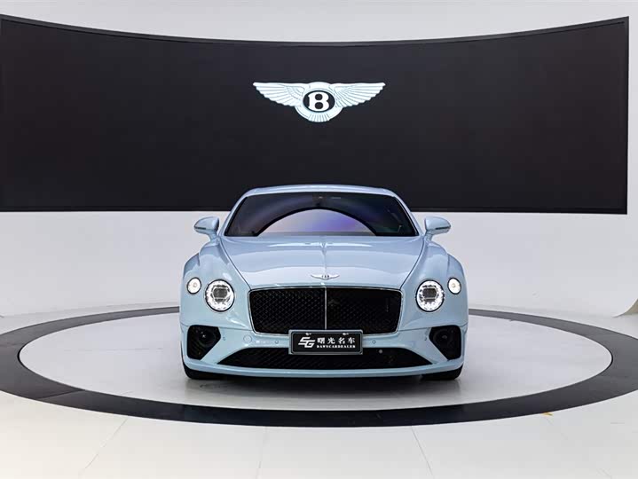 Фото 2 - Bentley Continental GT