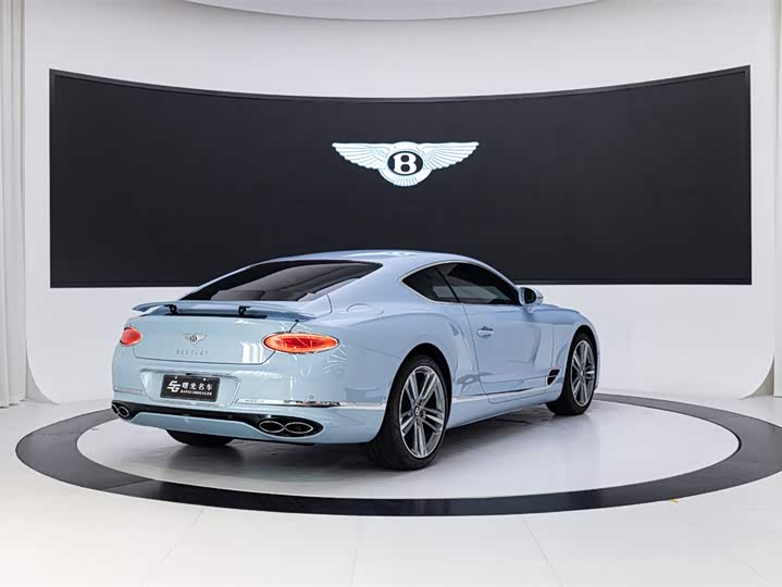 Фото 4 - Bentley Continental GT