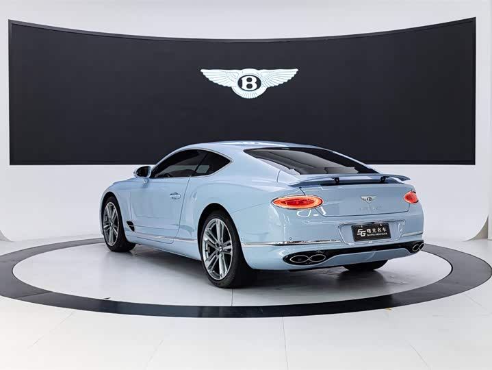 Фото 6 - Bentley Continental GT