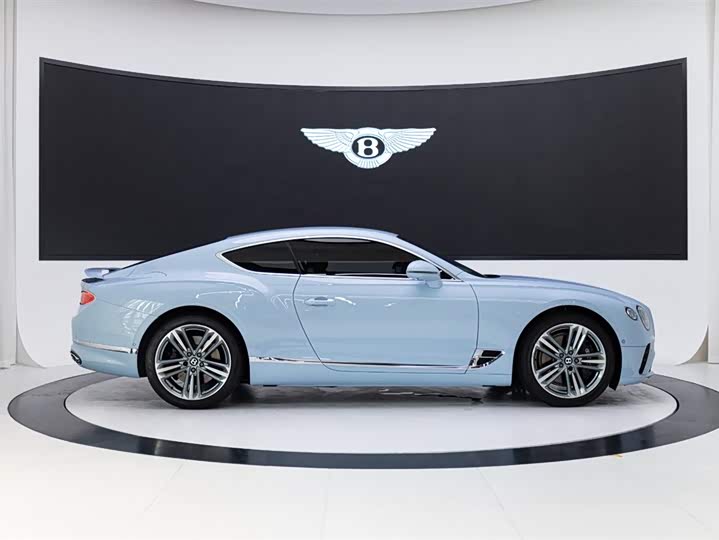 Фото 7 - Bentley Continental GT