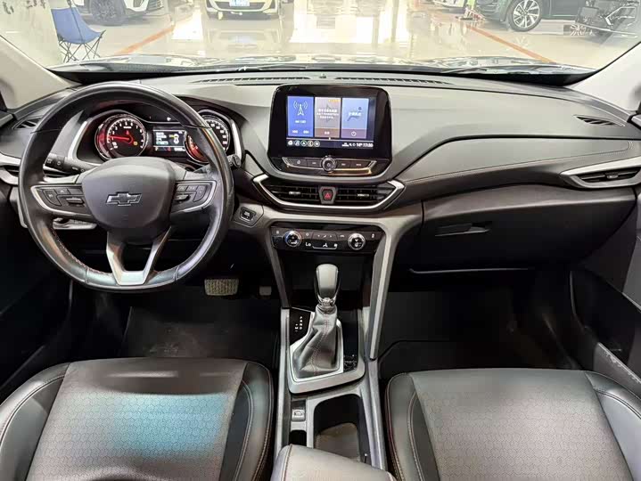 Photo 3 - Chevrolet Orlando