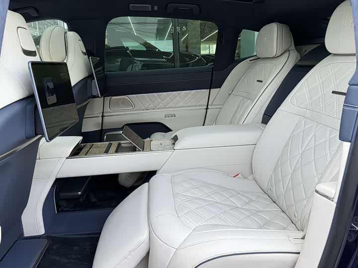 Фото 9 - Nio ET9