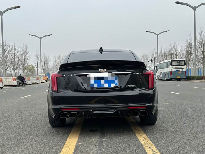 Фото 8 - Cadillac CT5