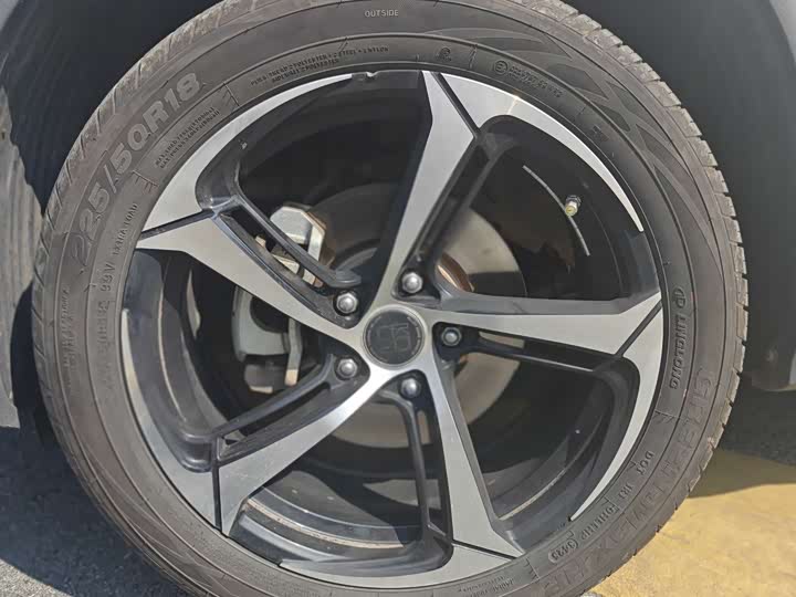 Фото 4 - Changan Oshan X5