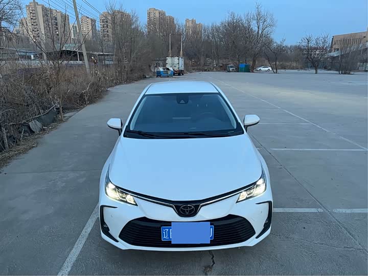 Photo 3 - Toyota Corolla