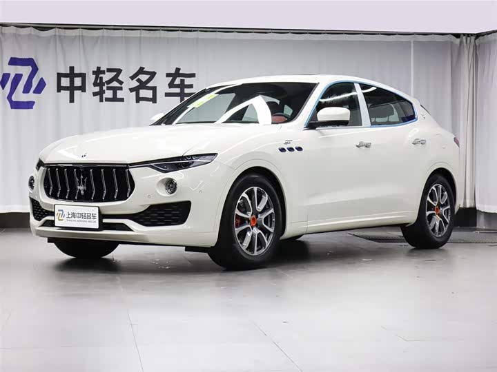 Фото 1 - Maserati Levante