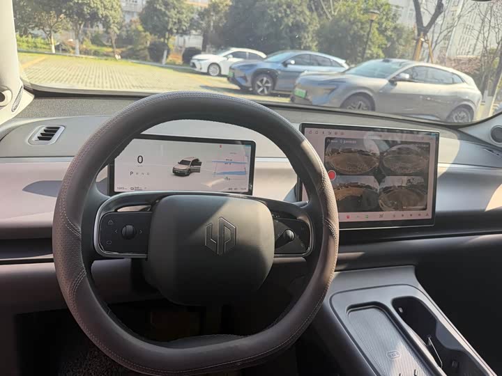 Фото 7 - Leapmotor C10