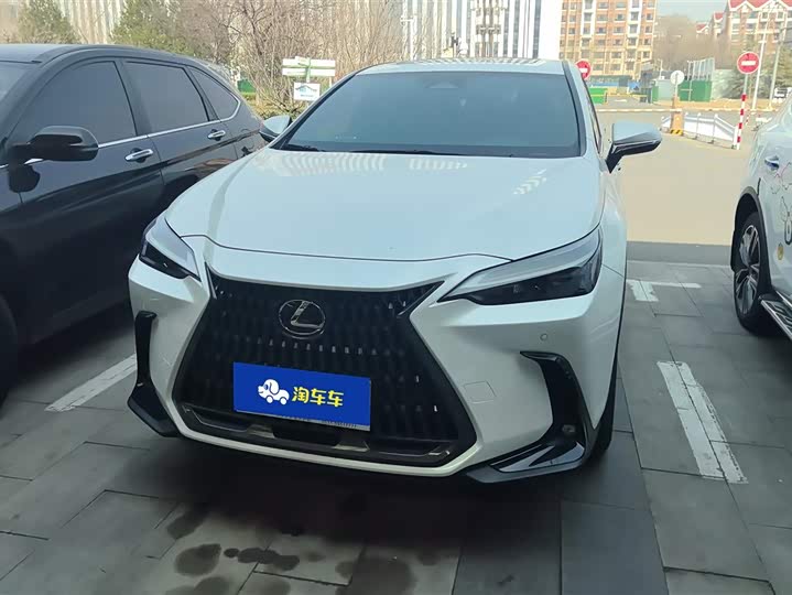 Photo 2 - Lexus NX