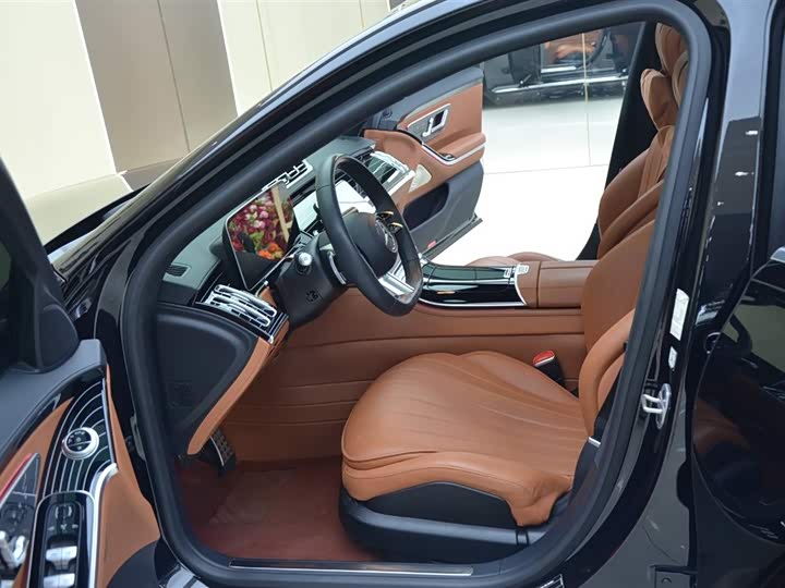 Photo 4 - Mercedes-Benz S-Class