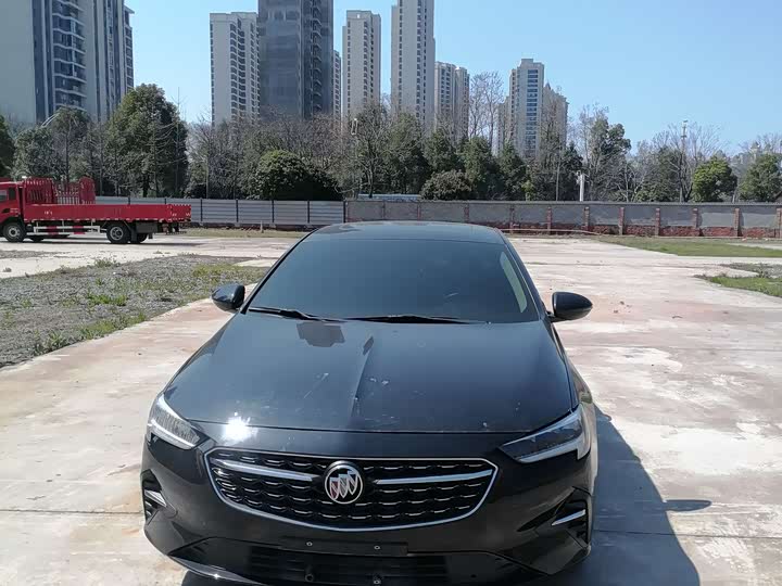 Фото 2 - Buick Regal