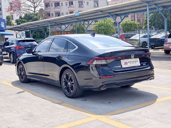 Photo 4 - Honda Accord