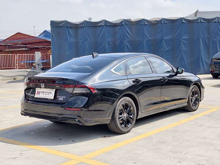 Photo 6 - Honda Accord