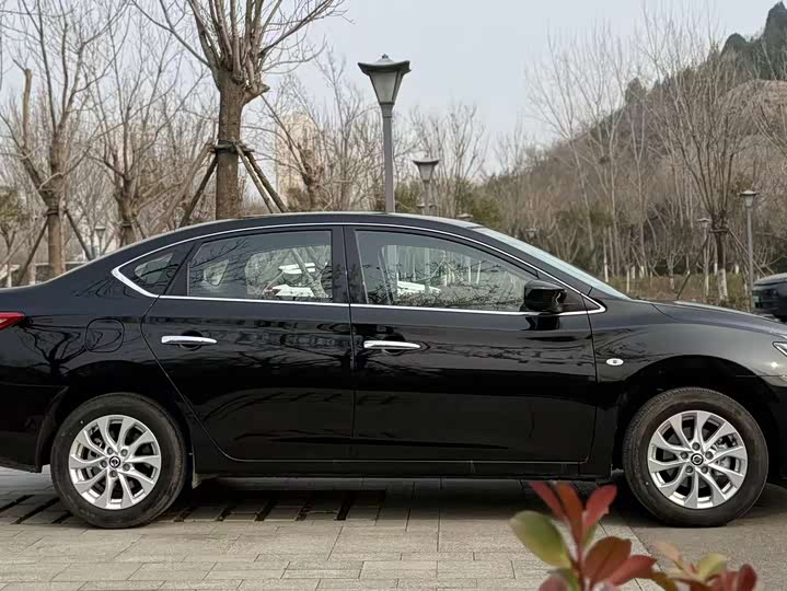 Фото 6 - Nissan Sylphy