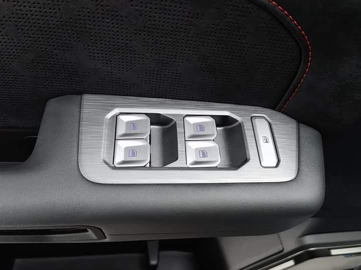 Фото 9 - Jetour T2