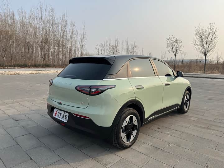 Фото 9 - Geely Galaxy Geome