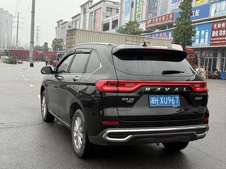 Фото 6 - Haval M6