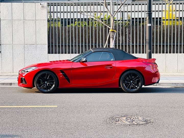 Photo 2 - BMW Z4
