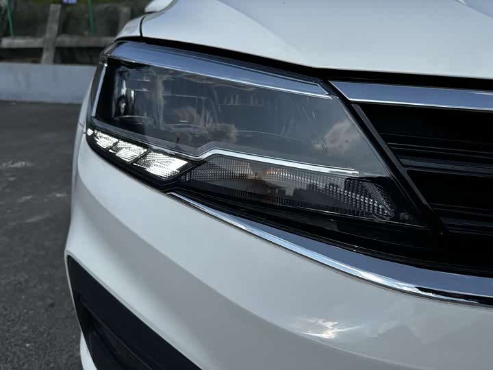 Фото 2 - Volkswagen Lamando L