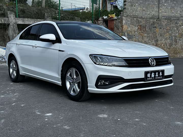 Фото 4 - Volkswagen Lamando L
