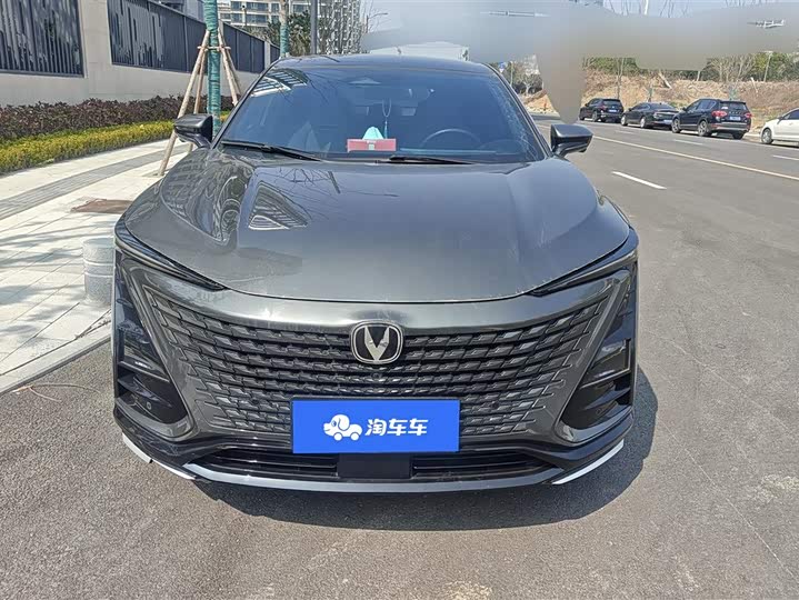 Фото 2 - Changan UNI-T