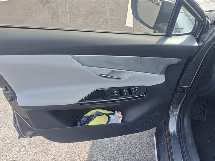 Фото 7 - Changan UNI-T